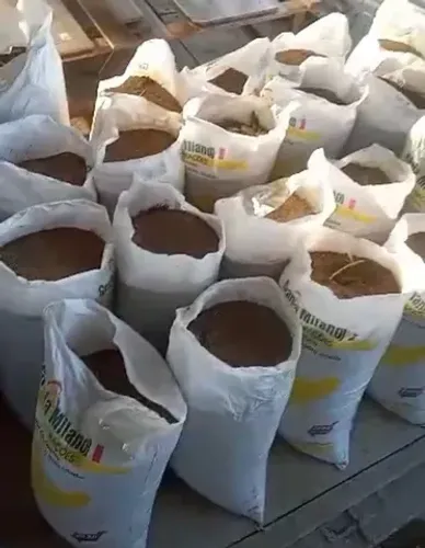 Esterco Adubo Orgânico Galinha 