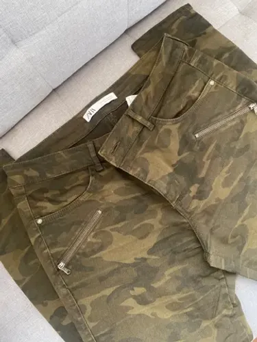 Calça jeans camuflada exército zara 