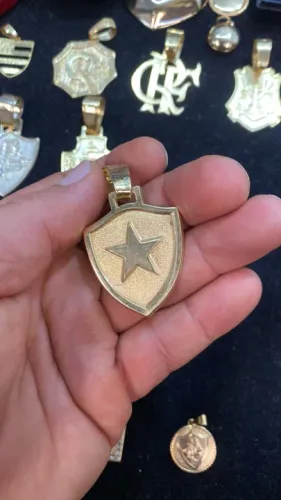 Pingente Botafogo estrela alvinegra banhado a ouro 18k premium em moeda