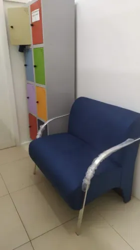 Namoradeira Bellas braços alumínio e madeira de 250,00 cada uma 