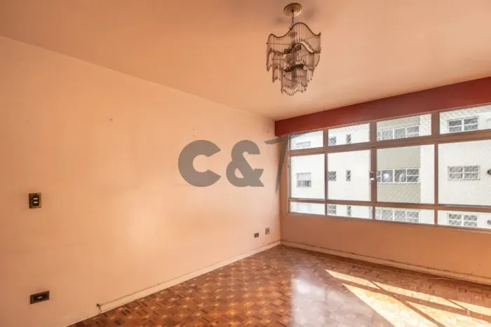 Apartamento - 4 Dormitórios (1 Suíte) à Venda na Vila Mariana, São Paulo/SP.