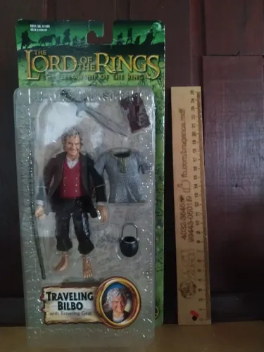 Bilbo Viajante Senhor dos Anéis Toybiz 