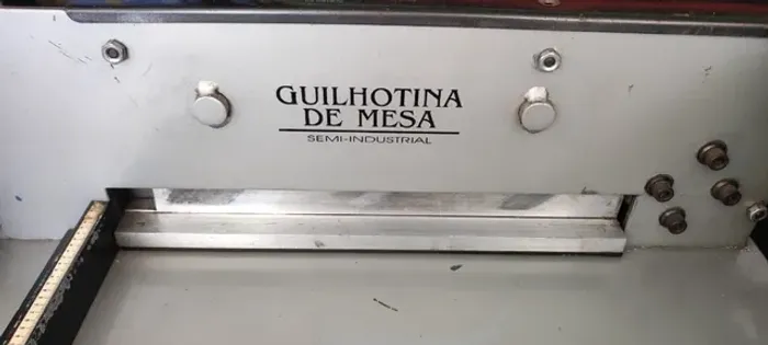 Guilhotina Lassane semi industrial GSI 340-180 Folhas