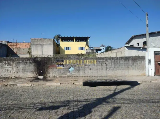 Terreno com 261m² para venda na Vila Nova Urupês - Suzano-SP.