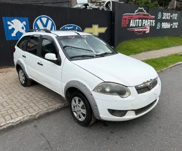 Sucata Fiat Palio Weekend Trekking 1.6 Etorq - 2014 Para Retirada de Peças