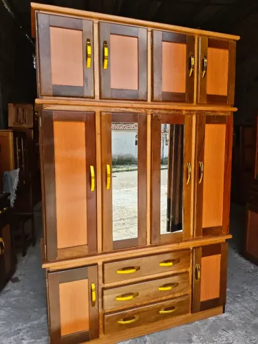 Guarda roupa de casal 4 portas novo espelhado.
