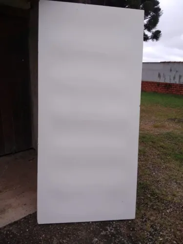 4 Porta Lisa reforçada nas medidas de 1m x 2,10 a requadrar (valor por porta)