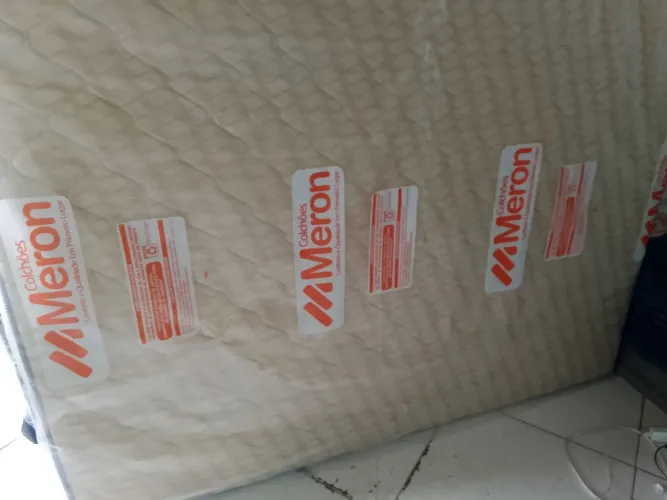 Colchão novo no plástico 
