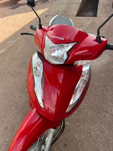 Biz 110i quitada e selada