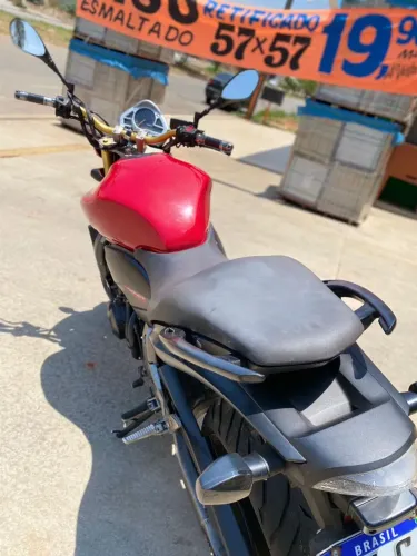 Cb 600 HORNET EXCLUSIVA MOTO PARA PESSOAS EXIGENTES MUITA QUALIDADE