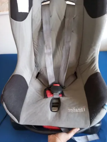 Cadeirinha infanti de 0 a 25kg