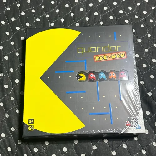 Jogo de tabuleiro Quoridor?Pac?Man nunca jogado