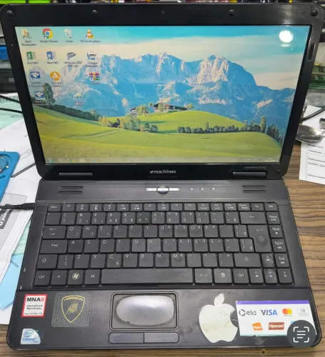 Notebook emachines ligando normalmente 4 GB memória