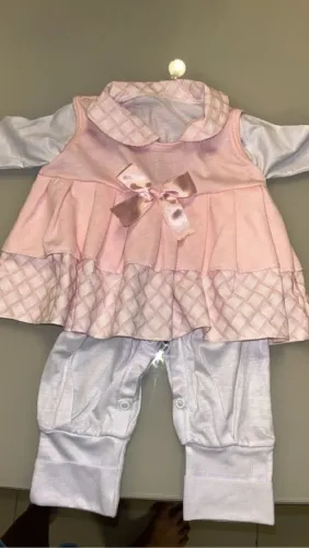 Body Rosa com Detalhes charmosos
