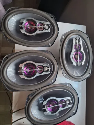 Auto falantes Pionner 400
