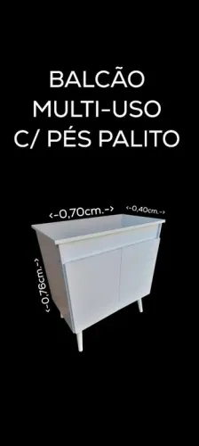 Balcão Multiuso com Pés Palito