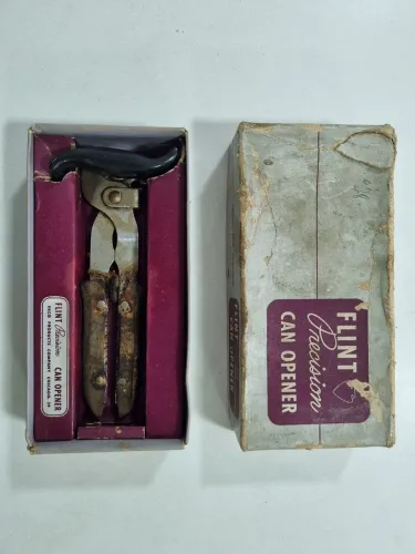 Abridor de Latas Flint Precision - Vintage