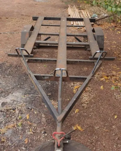 Carretinha reboque 3 motos