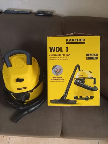 ASPIRADOR PORTATIL KARCHER NOVO NA CAIXA OTIMO.