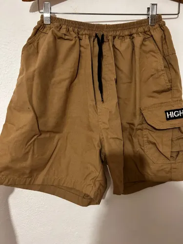 2 bermudas high