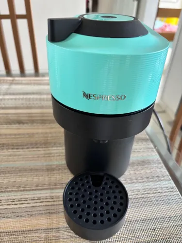Máquina de Café Nespresso Vertuo Pop