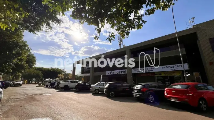 Conjunto de Salas Comerciais na Qi 23 -no Lago Sul 99m²;