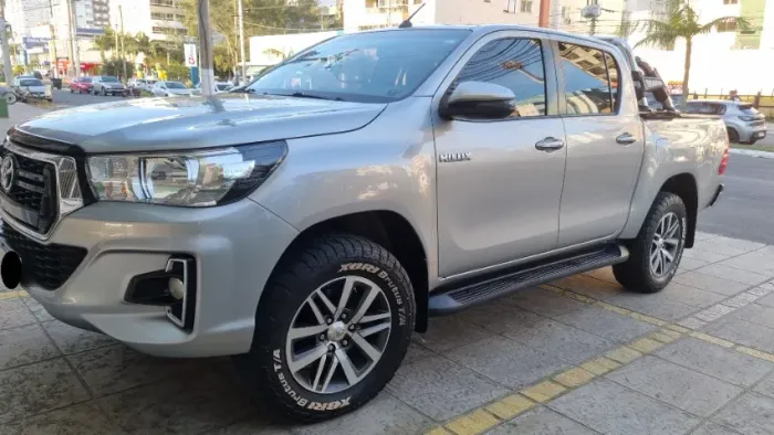 Toyota Hilux CD SR 4X4 2.8 TDI Diesel Aut. 2020