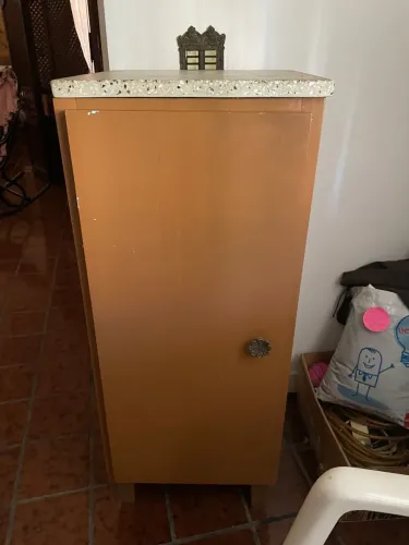 Armário Vintage - Charmoso e Funcional