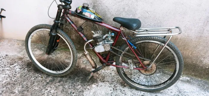Bicicleta motorizada DIVIDO NO CARTAO intessados chama no chat aqui do olx