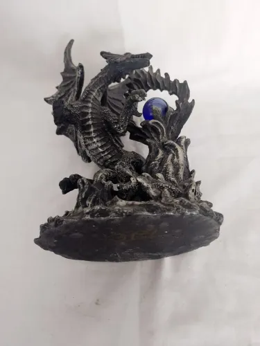 Estatueta  de dragão 