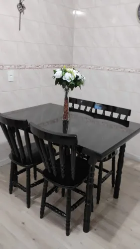 Mesa 1,20 X 80 + 4 Cadeiras
