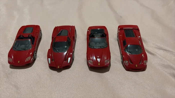 Coleção de Carrinhos Ferrari