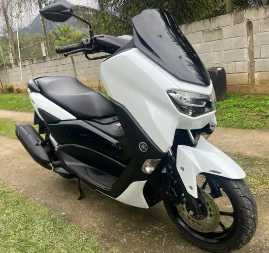 Nmax 160 com 2072 km