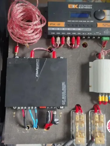 Kit P/ Som Automotivo JBL / Sub e Cxs