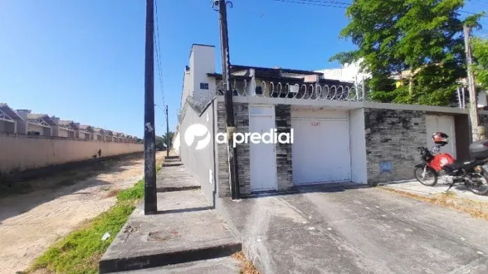 Locação de Casas / Padrão na cidade de Fortaleza