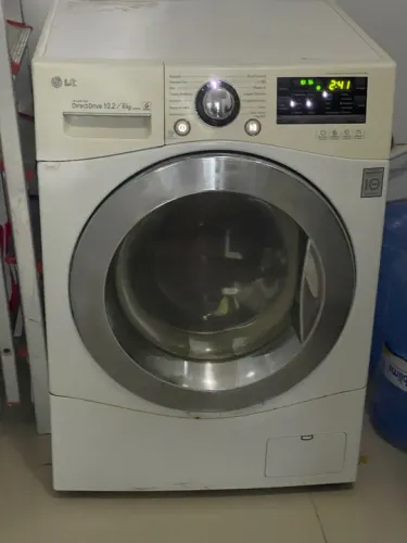 Máquina de Lavar LG Direct Drive 10,2kg