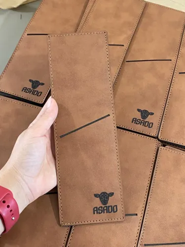 100 Porta-Talheres Personalizados a Laser - Couro Sintético Premium