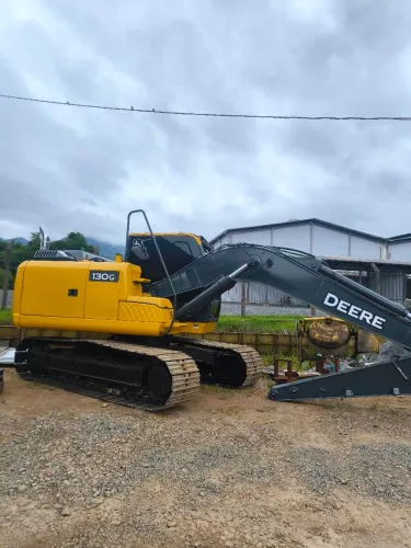Escavadeira Hidráulica Deere 130G