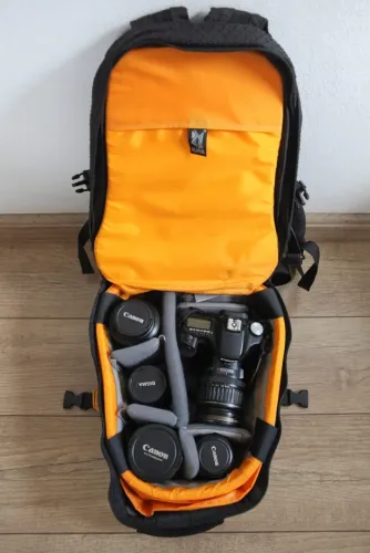 Mochila para fotografia Alhva (usada poucas vezes)