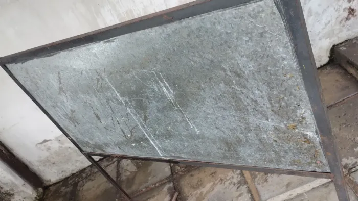 Cavalete em chapa galvanizada nunca usado