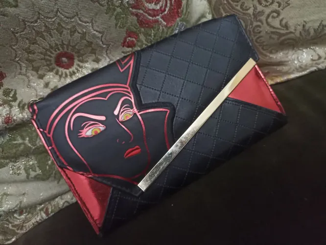 Carteira Rainha Má Villains