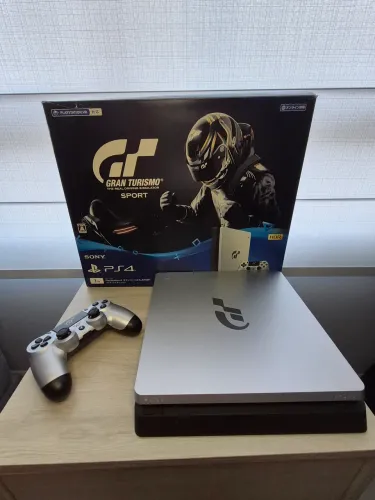 PS4 Slim Edição Limitada Gran Turismo Sport