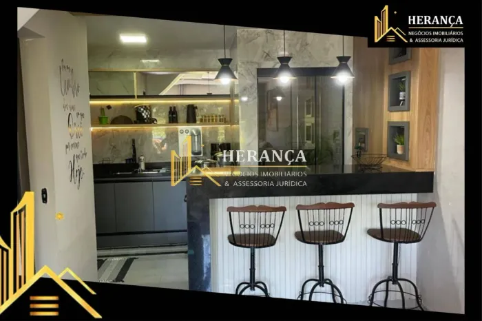 CASA TRIPLEX 120m²| 2 SUÍTES|TERRAÇO VARGEM PEQUENA