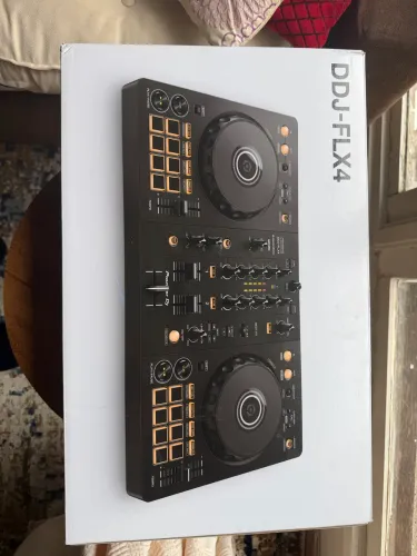 Controladora Pioneer DJ DDJ FLX4