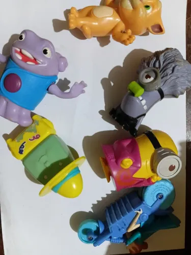 Bonecos mc donalds