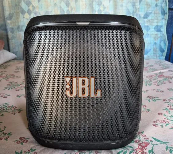 Caixa de som jbl