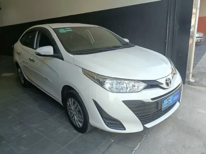 Toyota Yaris XL Live Sedan 1.5 Flex 16V 4P AUT 2021