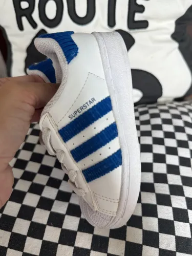 Adidas Superstar Infantil 21