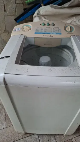 Maquina de lavar usada boa estado