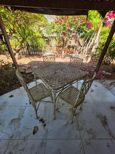 Conjuto de mesa e cadeiras de alumínio para jardim 